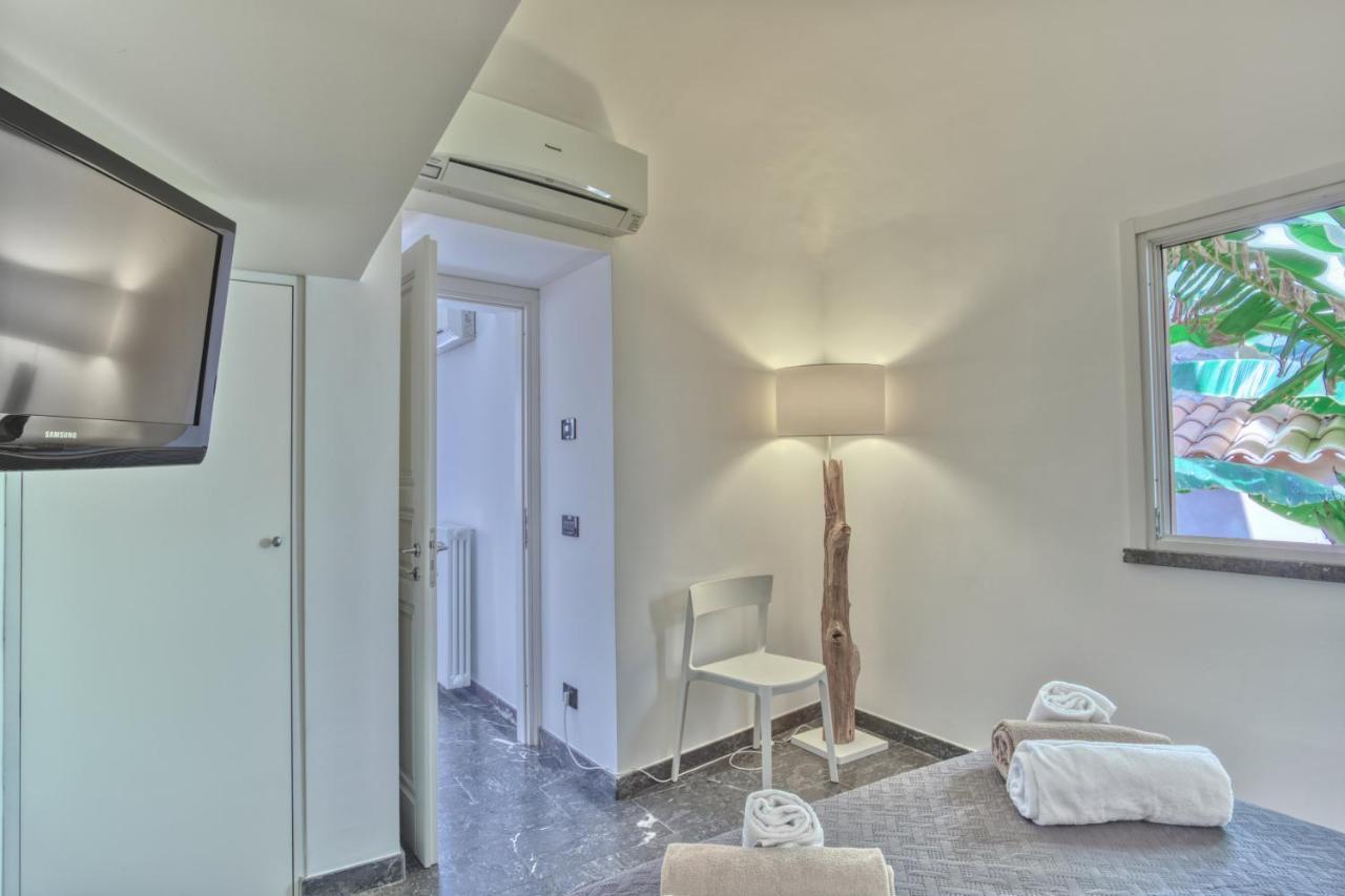 Villa Bordonaro - By Vacation Service 切法卢 外观 照片