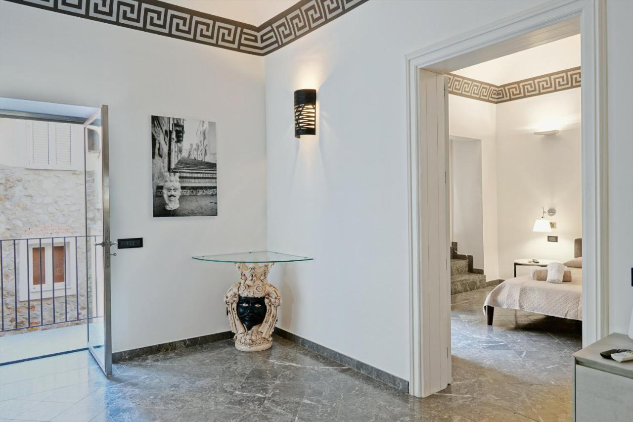 Villa Bordonaro - By Vacation Service 切法卢 外观 照片